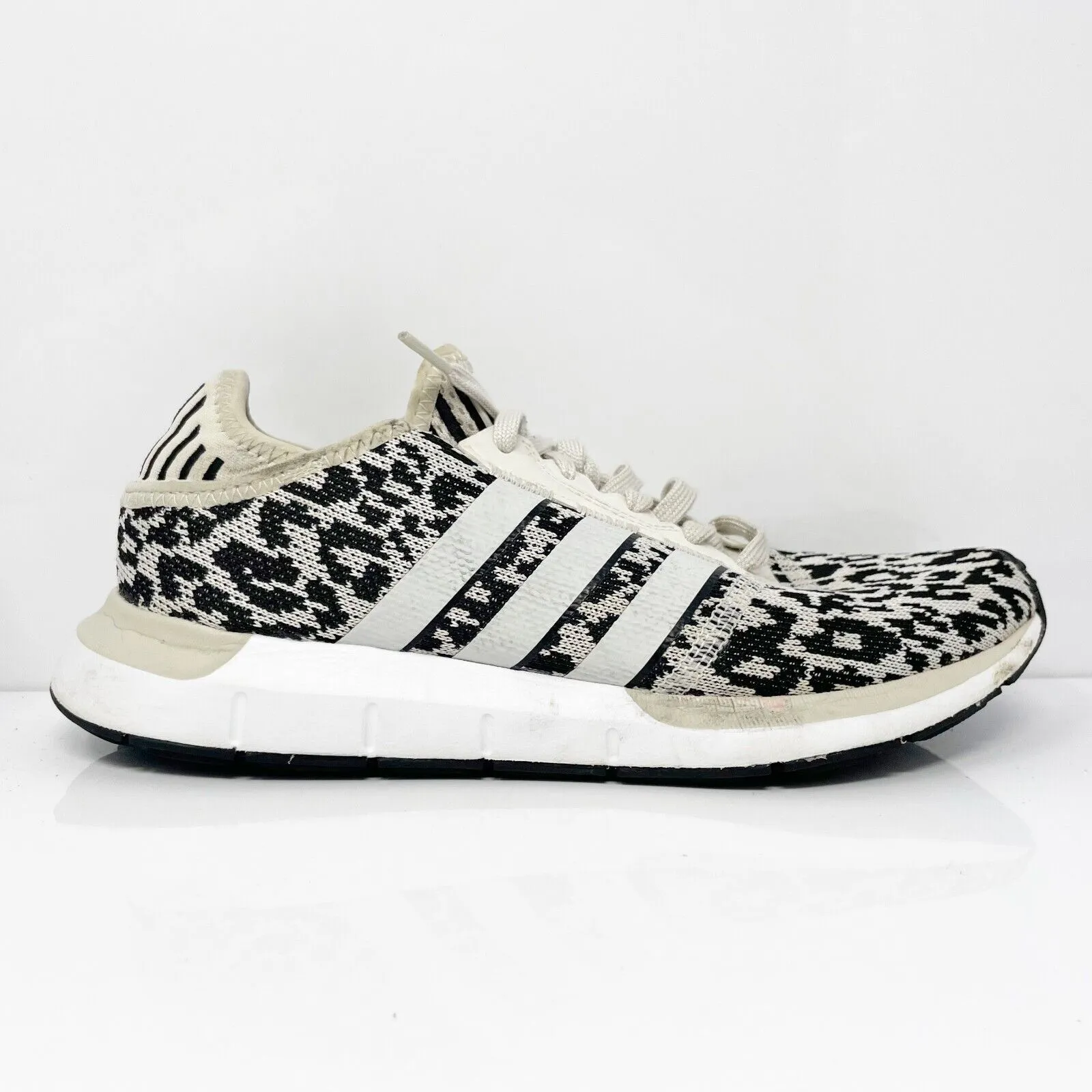 Adidas Womens Swift Run X FY2998 White Running Shoes Sneakers Size 9