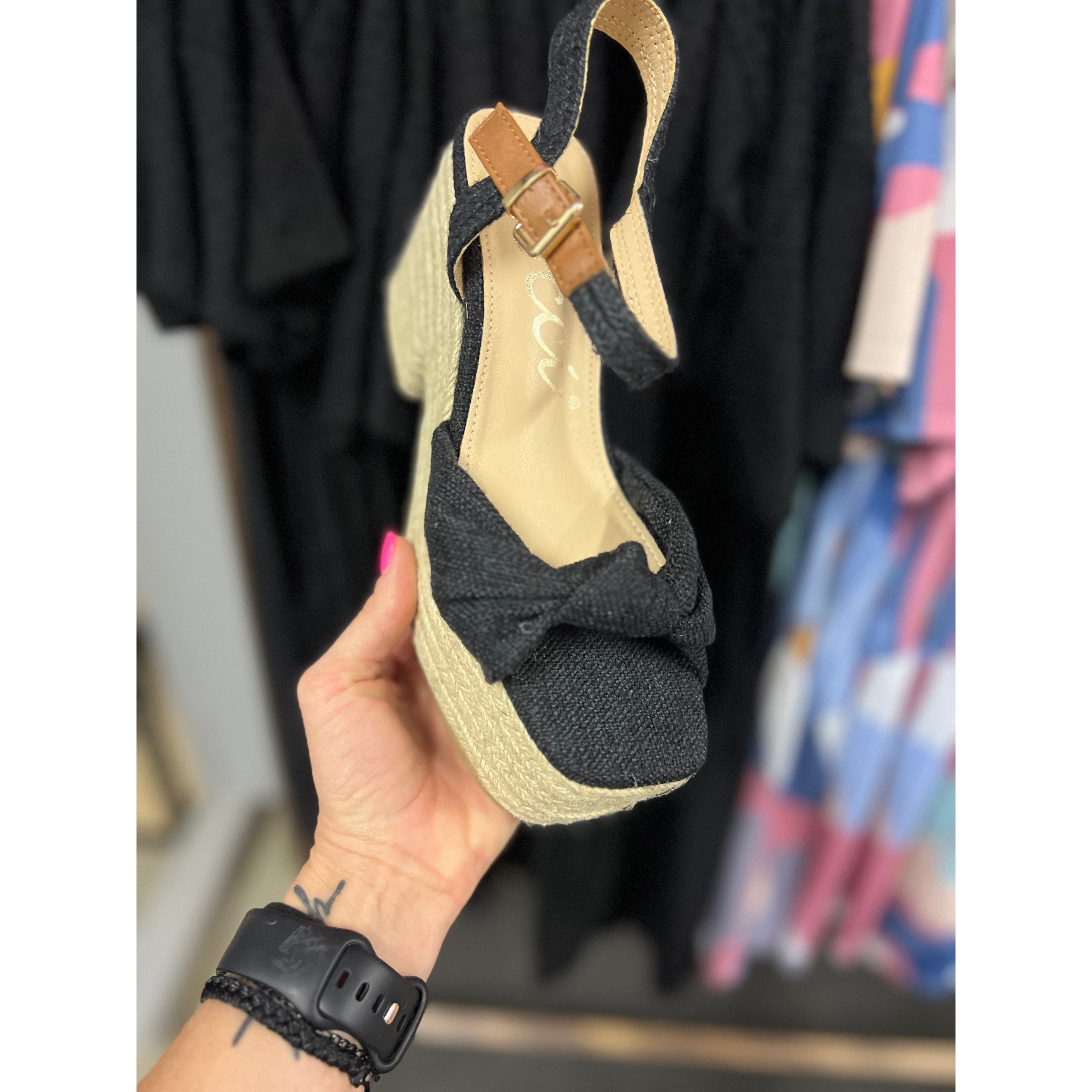 Black Palmer Bow Wedges (6-10)