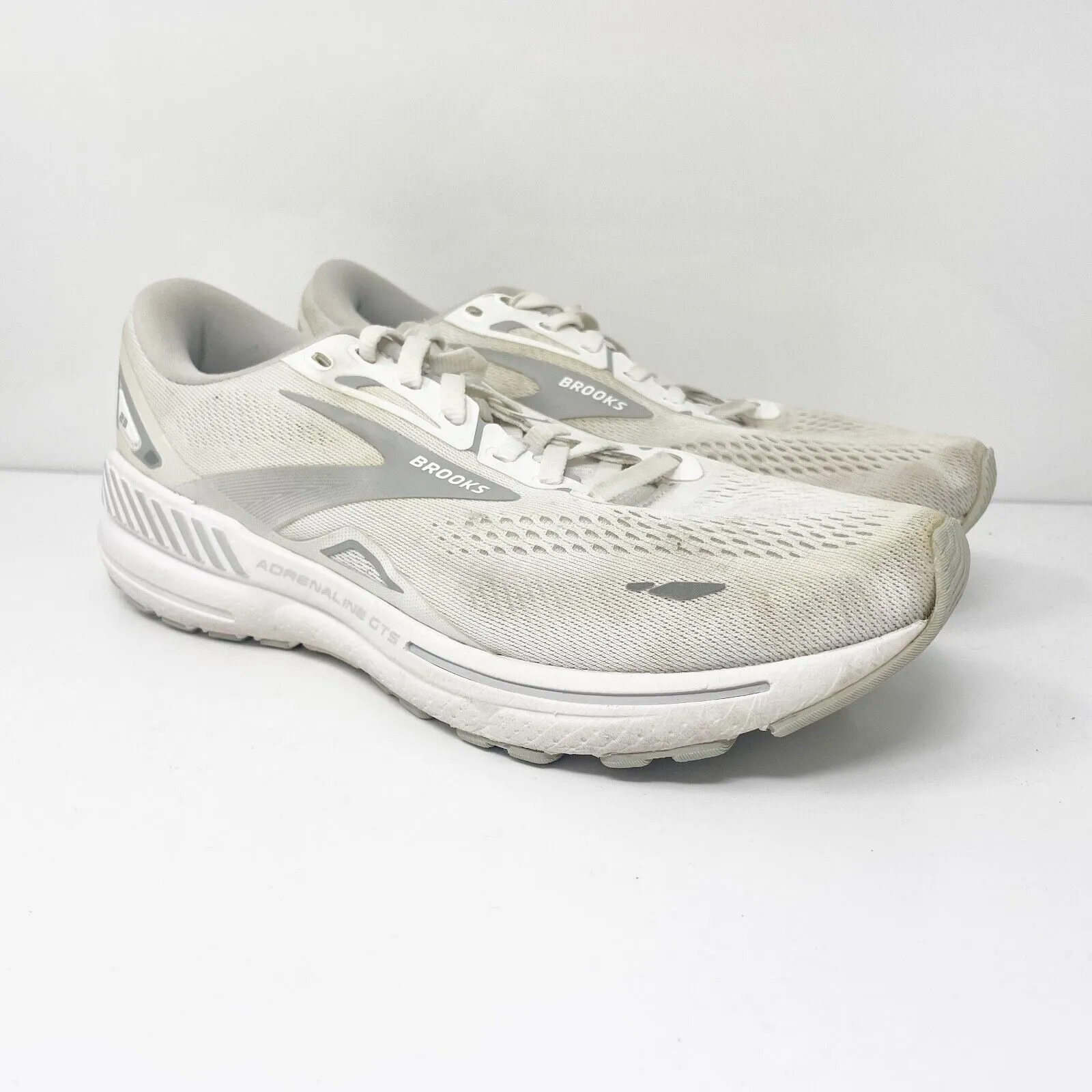 Brooks Womens Adrenaline GTS 23 1203811B104 White Running Shoes Sneakers Sz 10 B