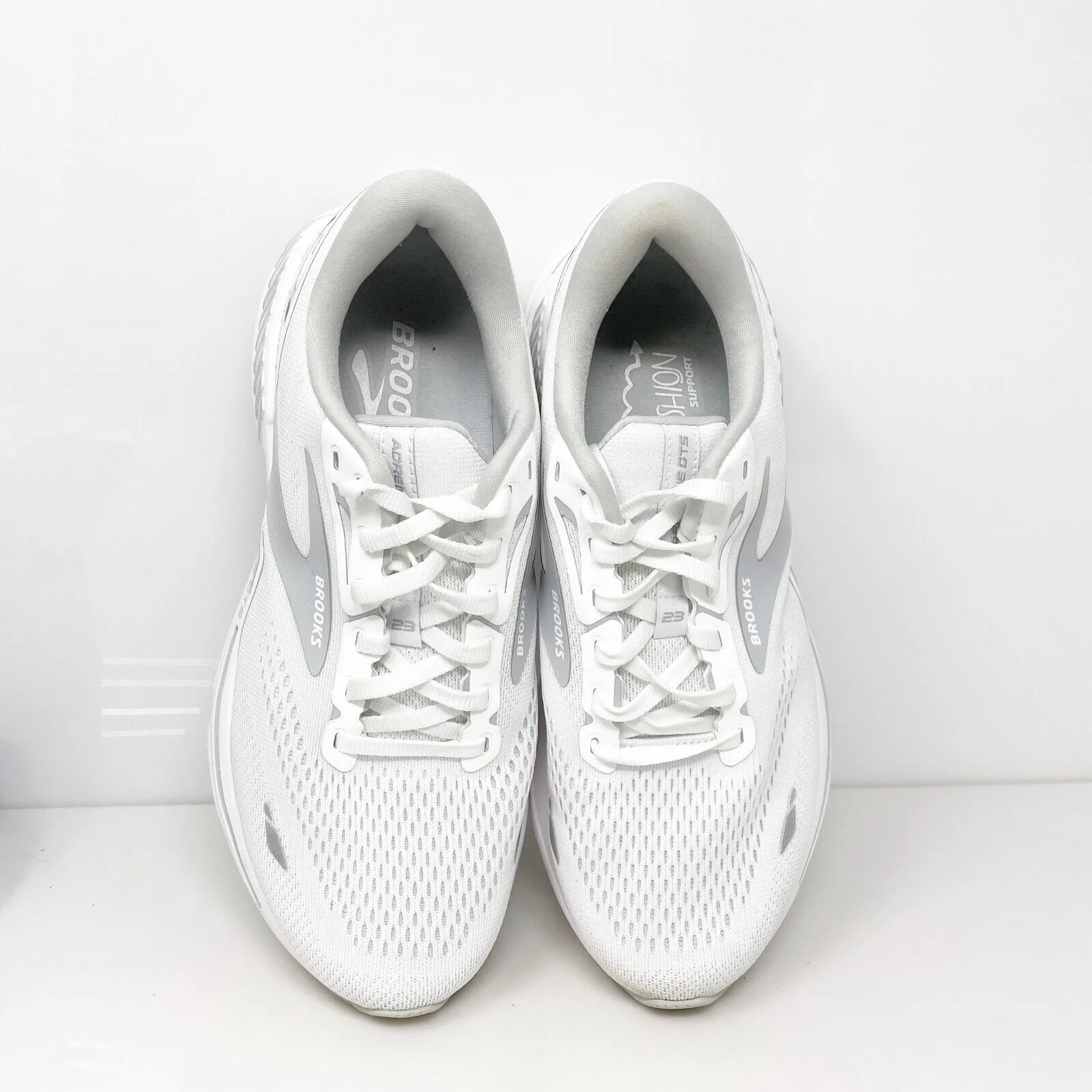 Brooks Womens Adrenaline GTS 23 1203811B104 White Running Shoes Sneakers Sz 9 B