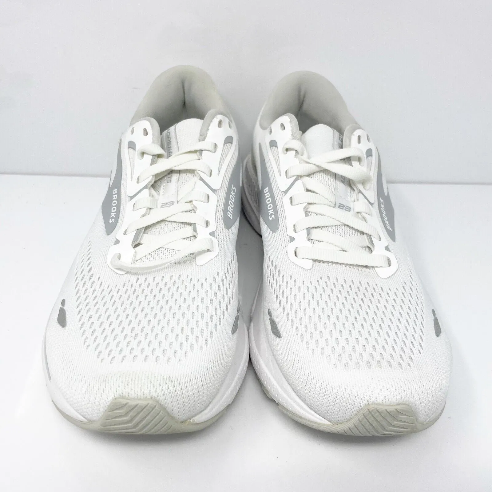 Brooks Womens Adrenaline GTS 23 1203811D104 White Running Shoes Sneakers Sz 11 D