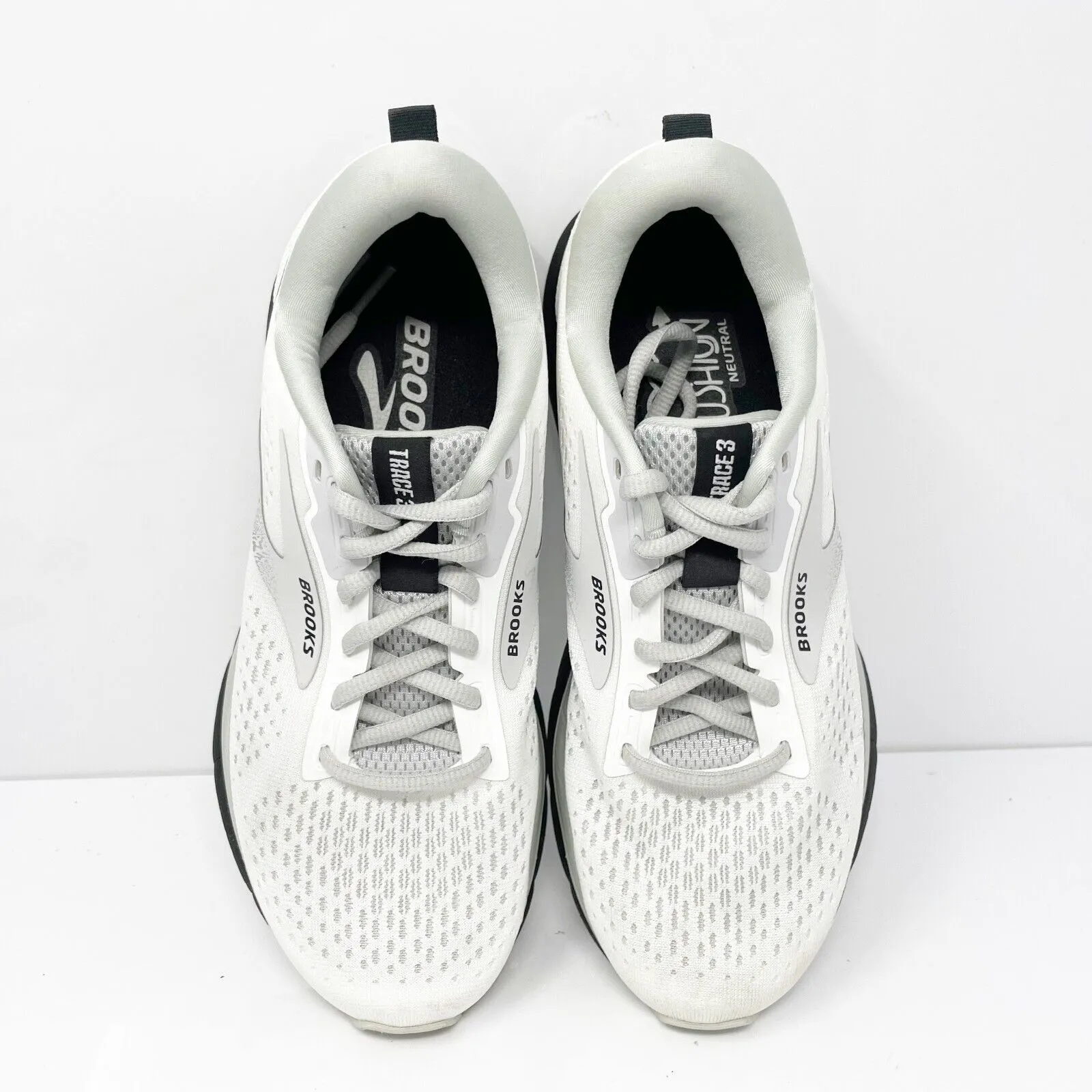 Brooks Womens Trace 3 1204011B191 White Running Shoes Sneakers Size 7 B