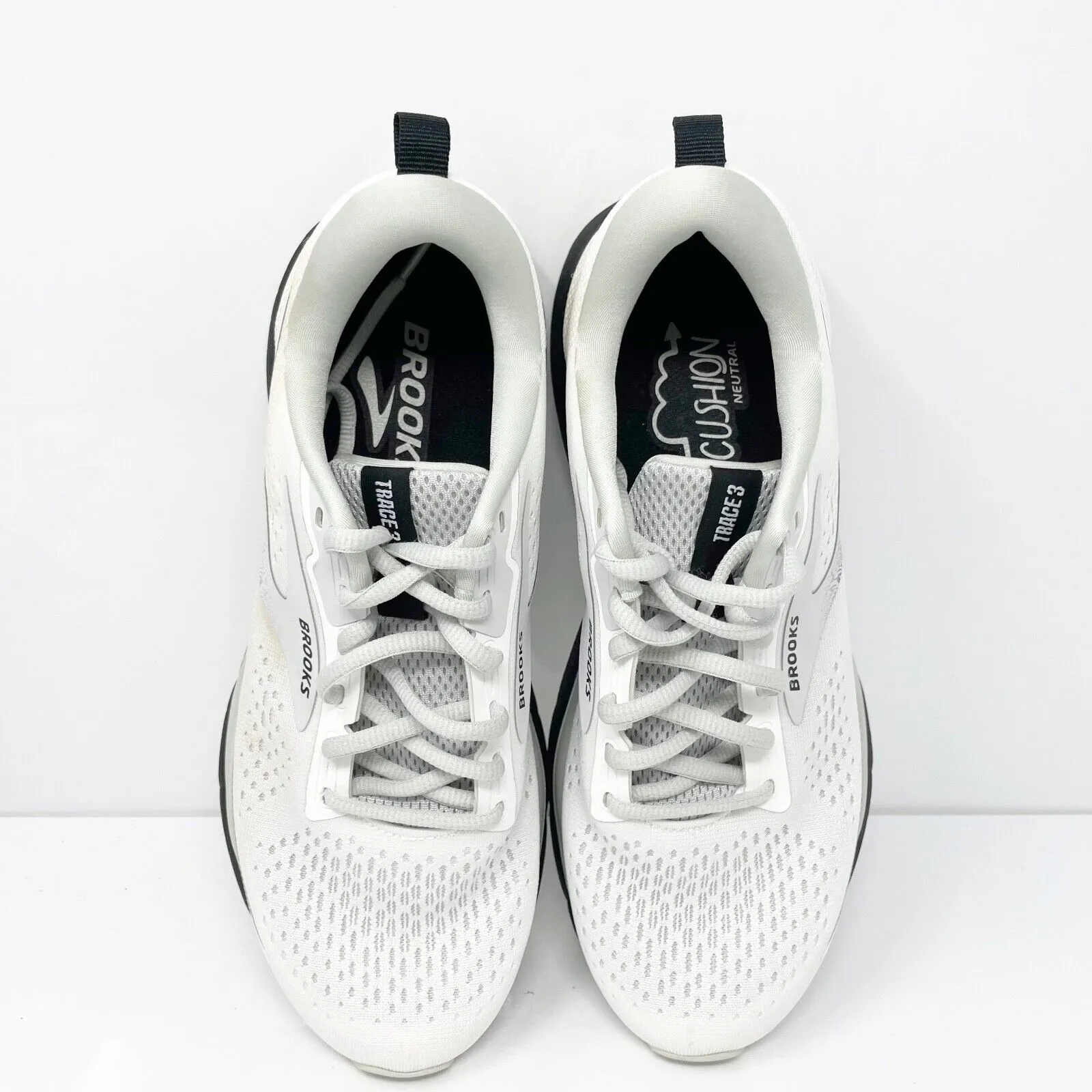 Brooks Womens Trace 3 1204011B191 White Running Shoes Sneakers Size 8.5 B