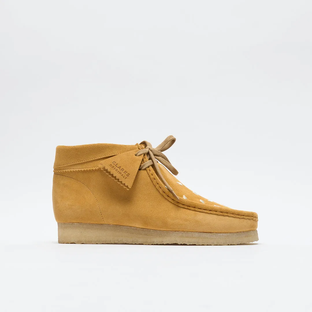 Clarks Originals - Wallabee Boot x Vandy The Pink (Tan)