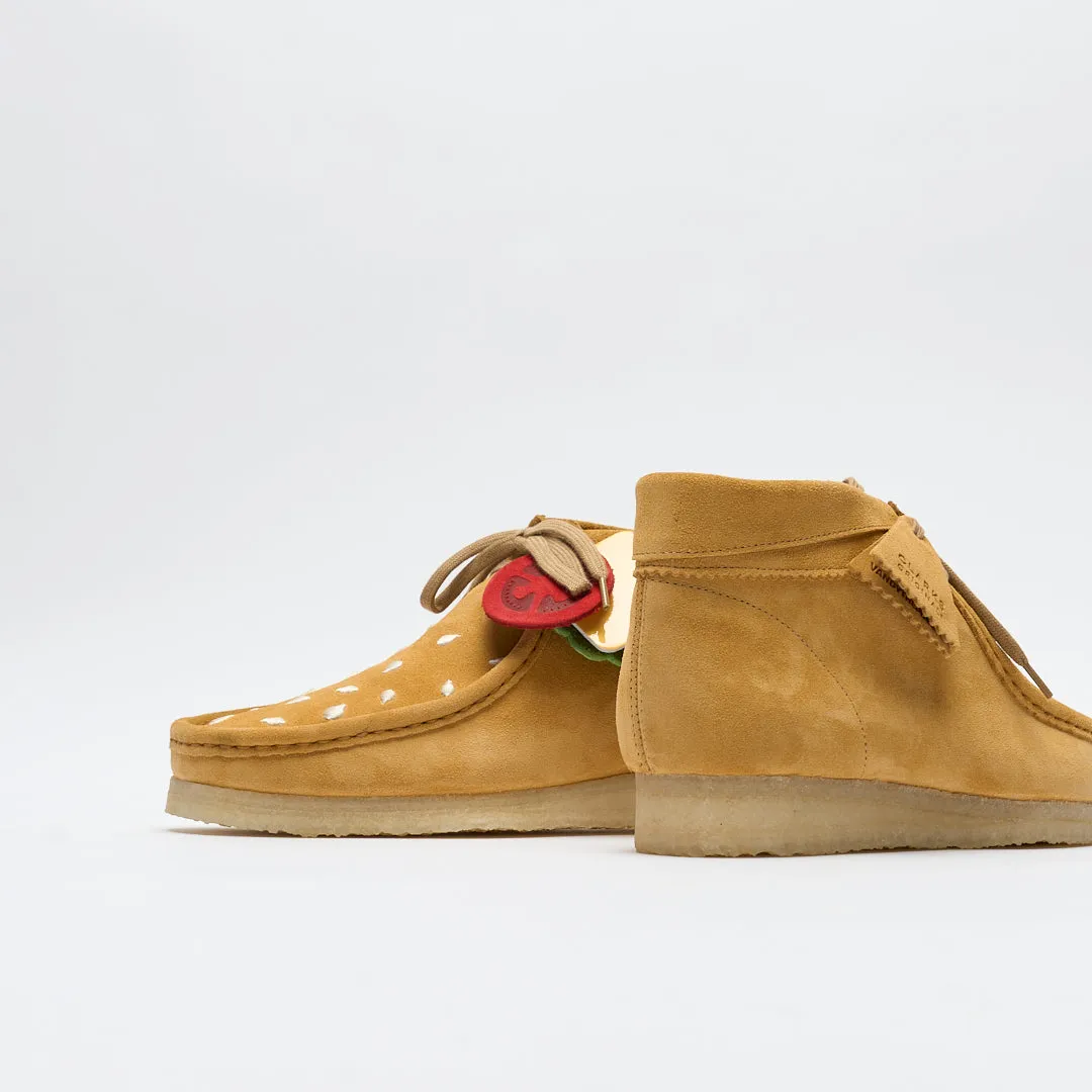 Clarks Originals - Wallabee Boot x Vandy The Pink (Tan)