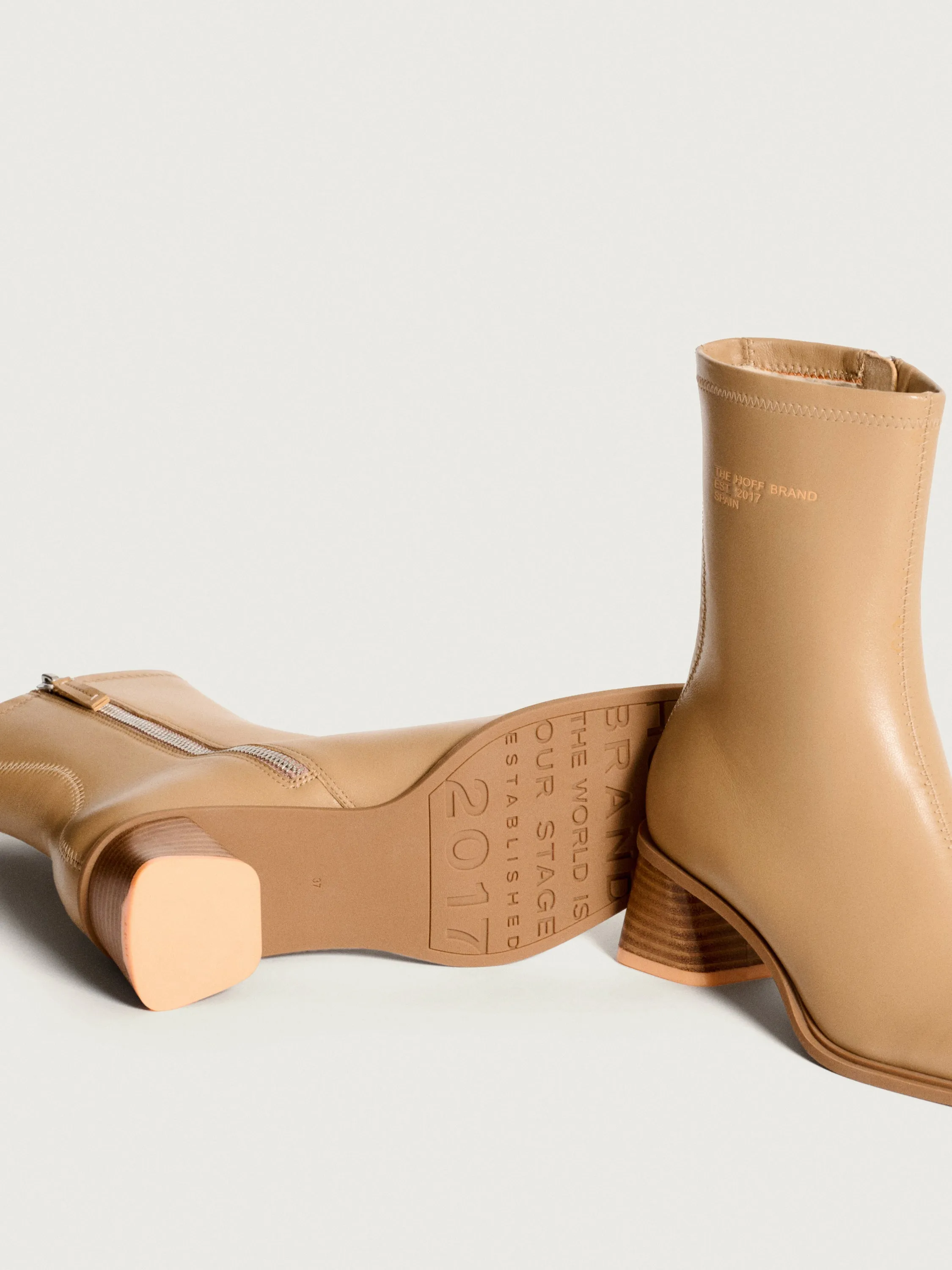 DATE BEIGE HEELED ANKLE BOOT