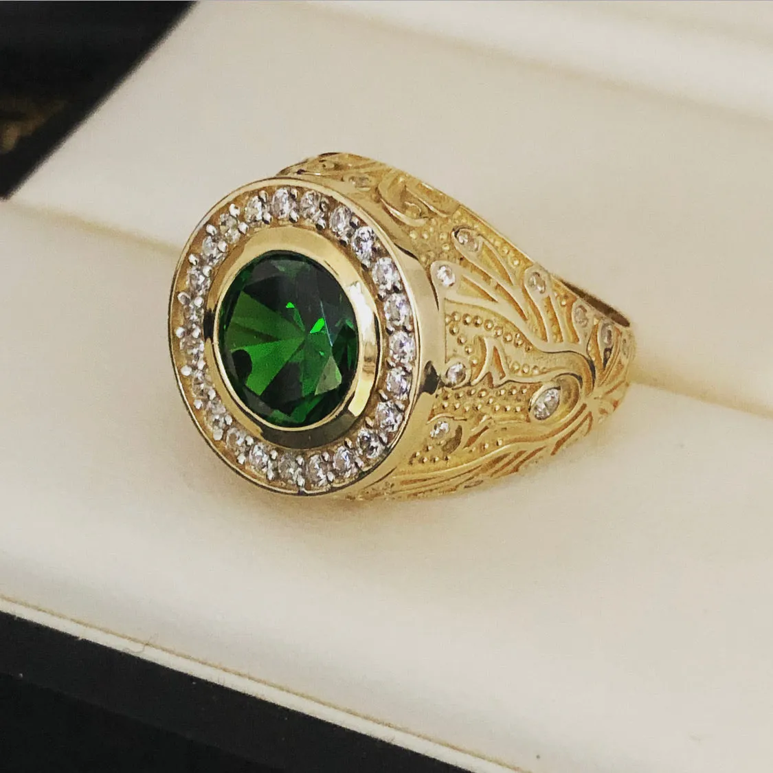 Emerald green men ring