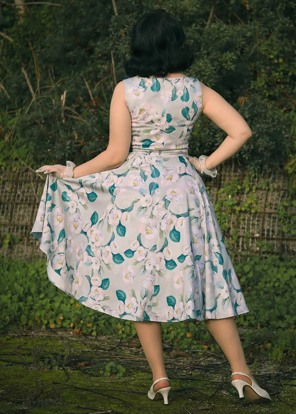 Hearts & Roses Rey Floral 50's Swing Dress Grey