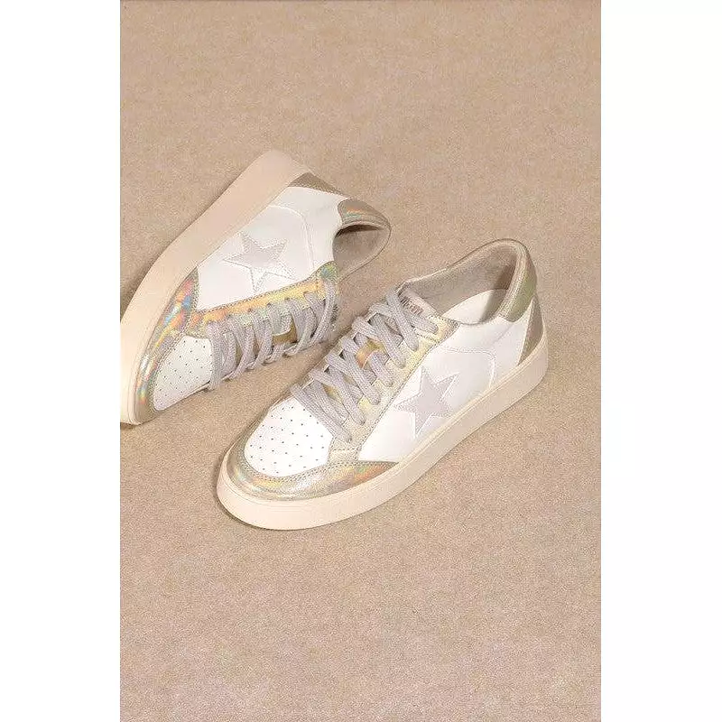 Juniper Star Sneakers in White and Gold (6-10)