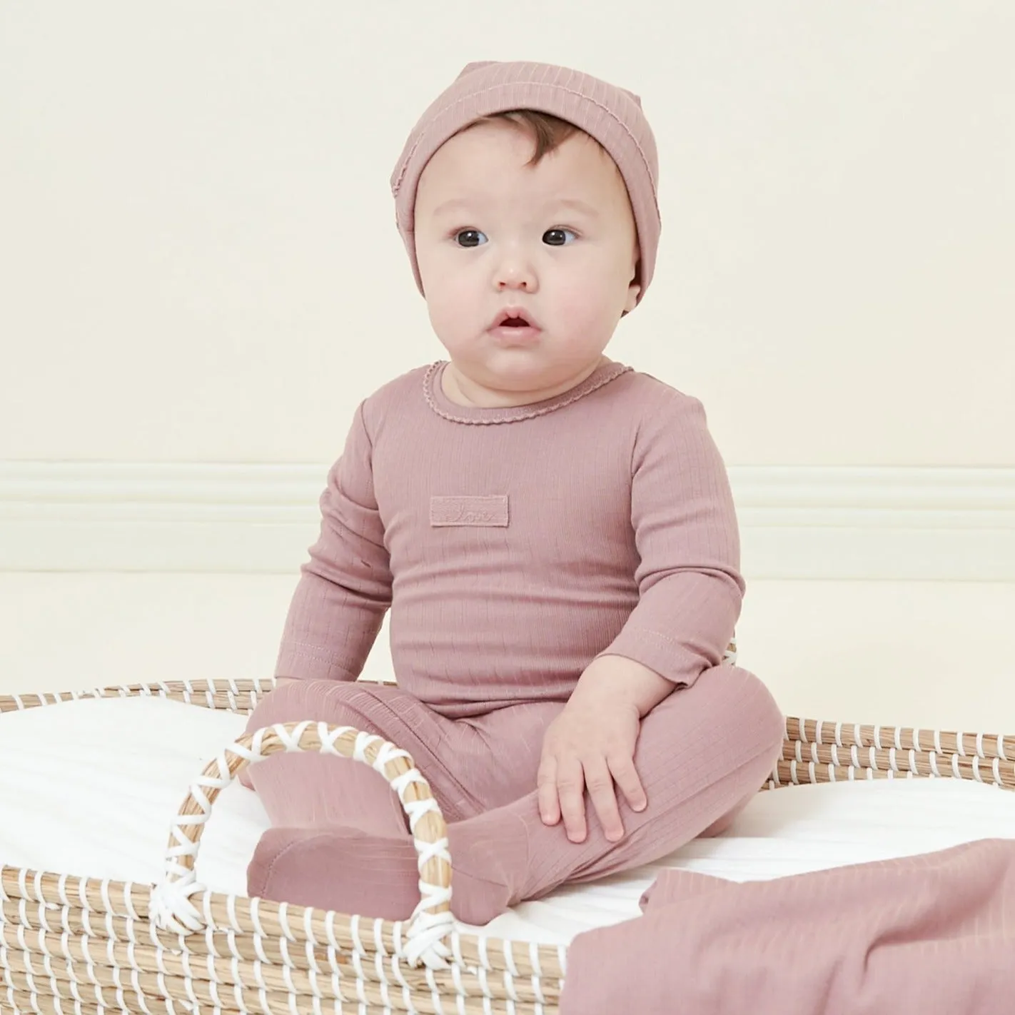 Kipp Baby Mauve Twill Tape Stretchie and Beanie