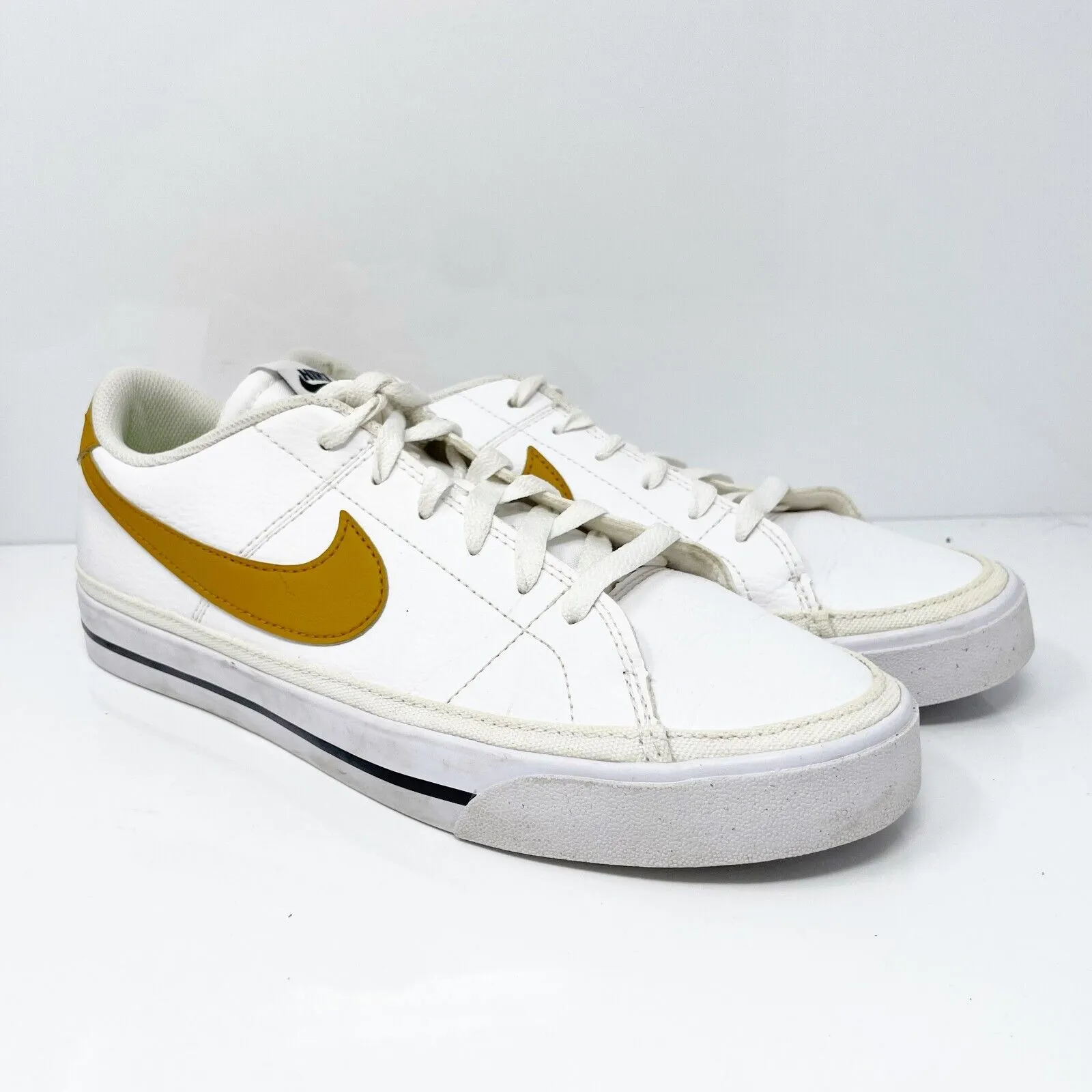 Nike Womens Court Legacy NN DH3161-105 White Casual Shoes Sneakers Size 11