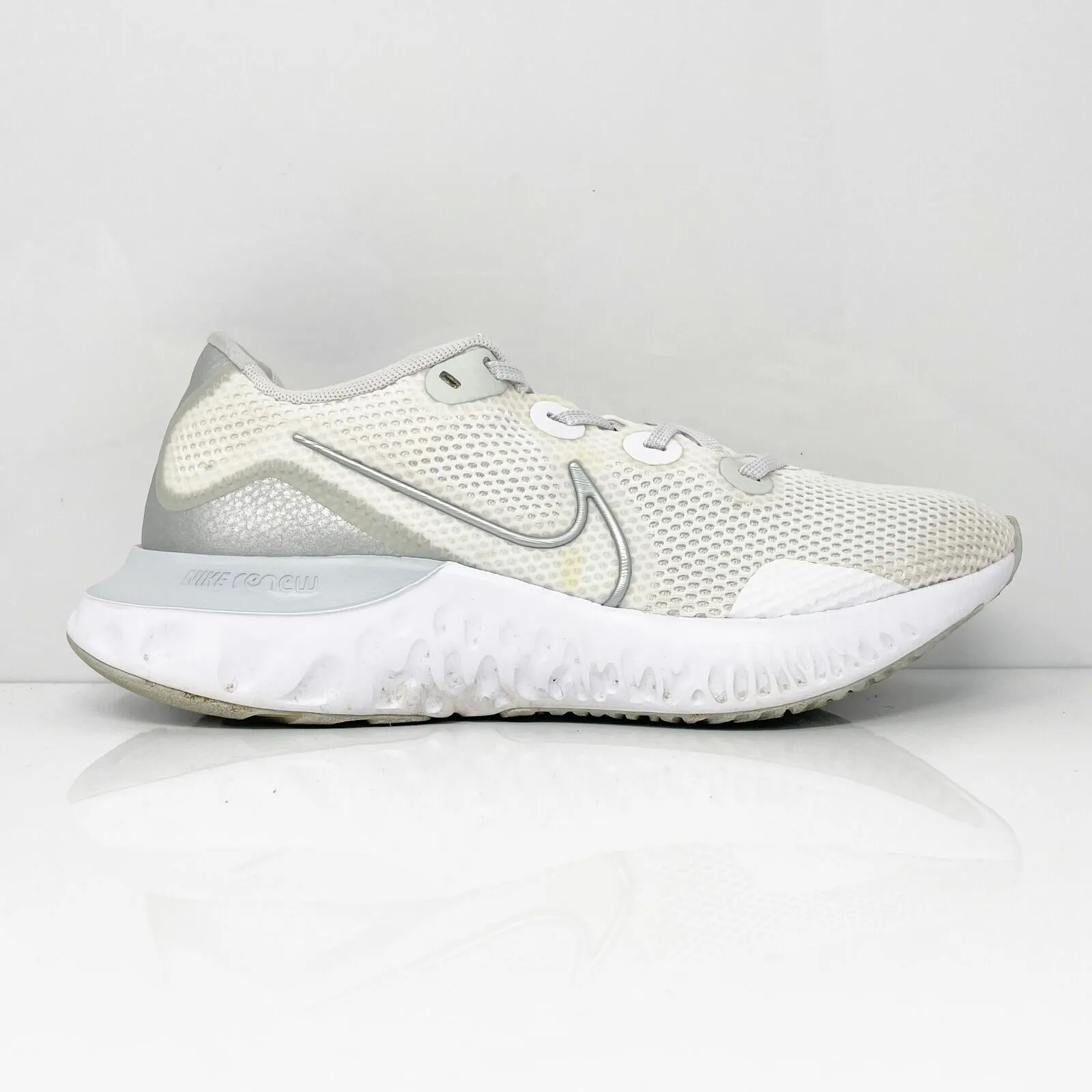 Nike Womens Renew Run CK6360-003 White Running Shoes Sneakers Size 8.5