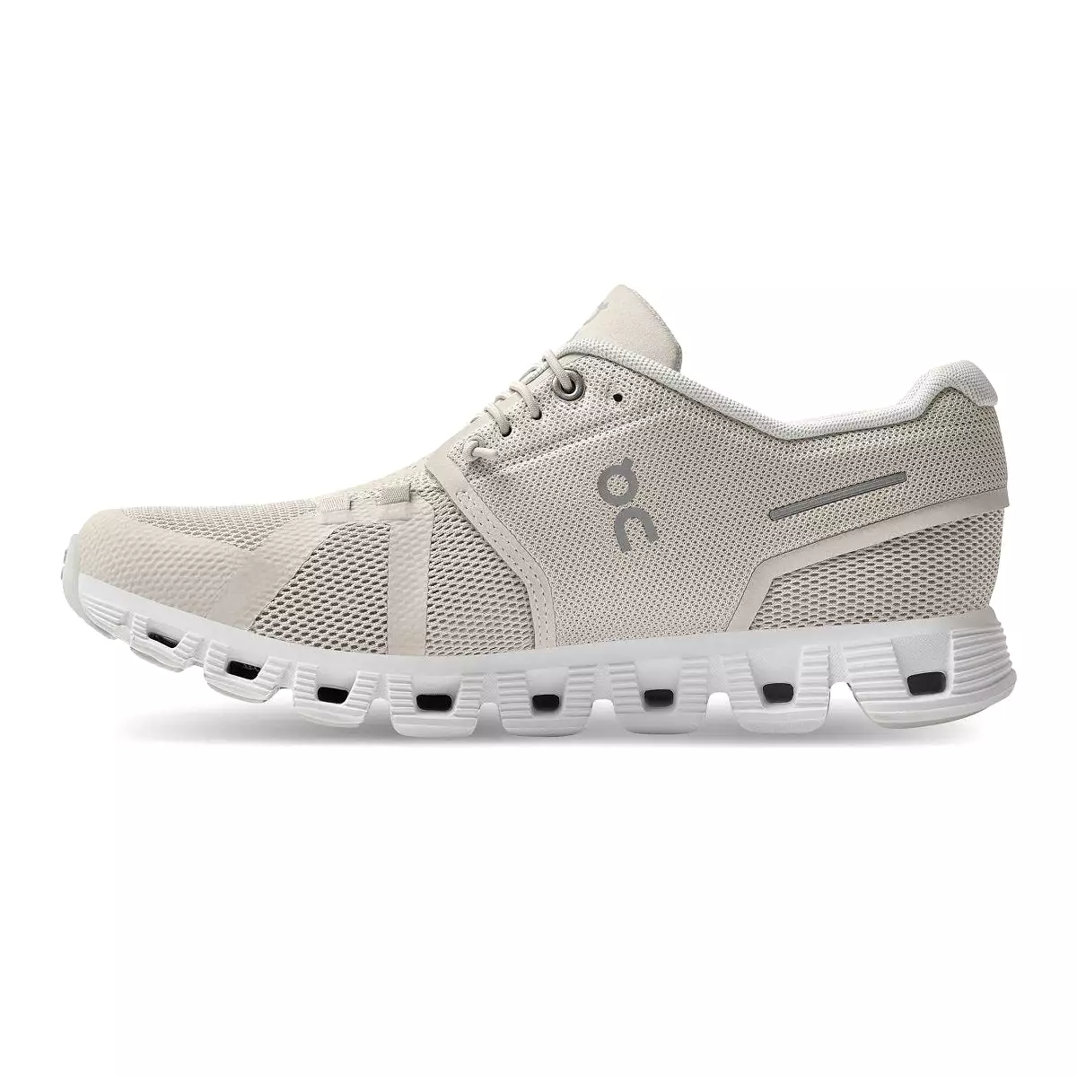 On Running Women's Cloud 5 Pearl/White