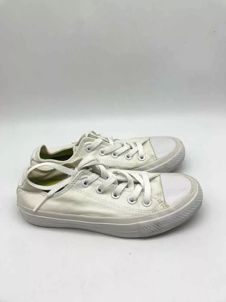 Pre-Owned Converse White Size 6 Fashion Sneaker Athletic Shoes