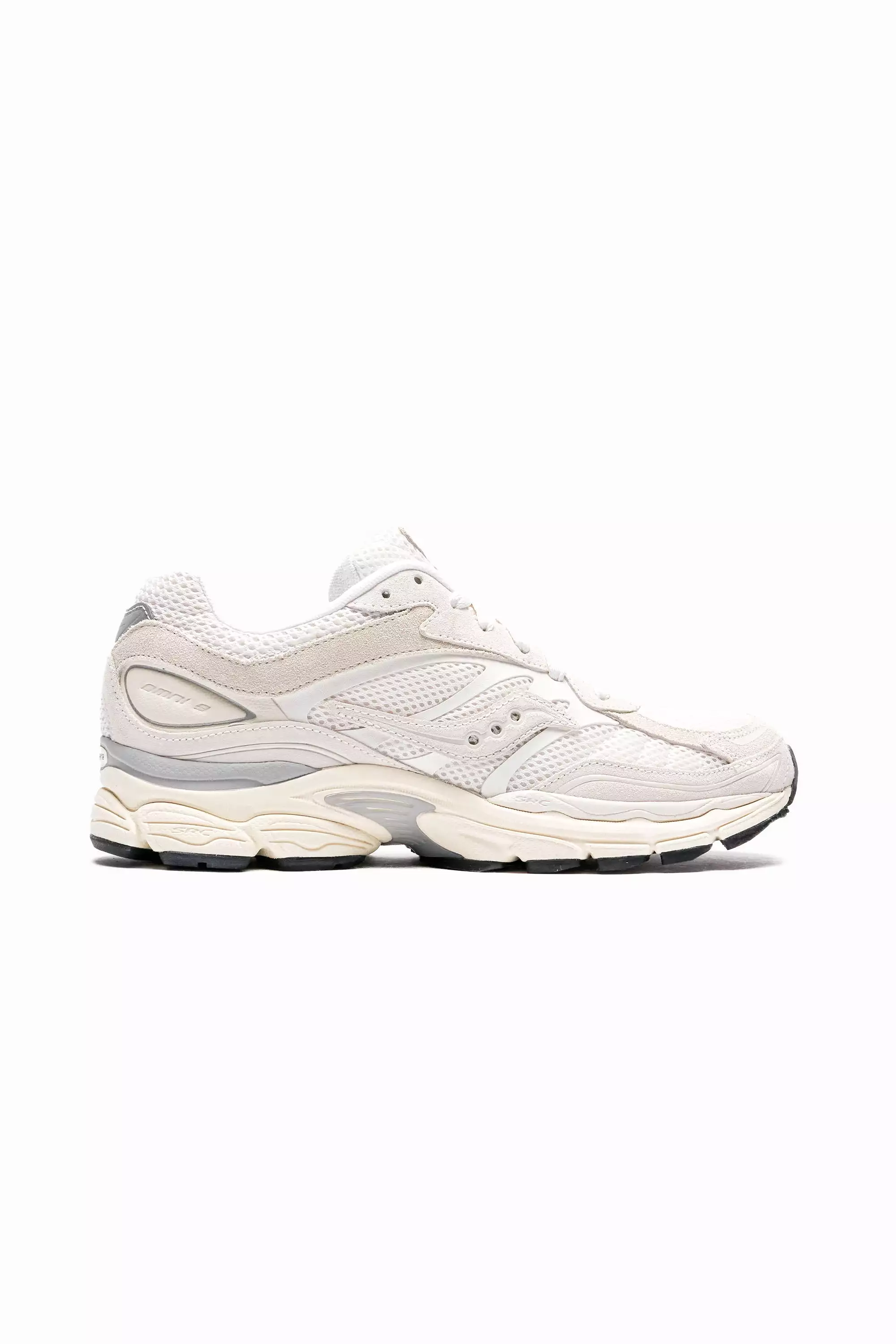 Saucony Unisex Progrid Omni 9 Sneaker in White