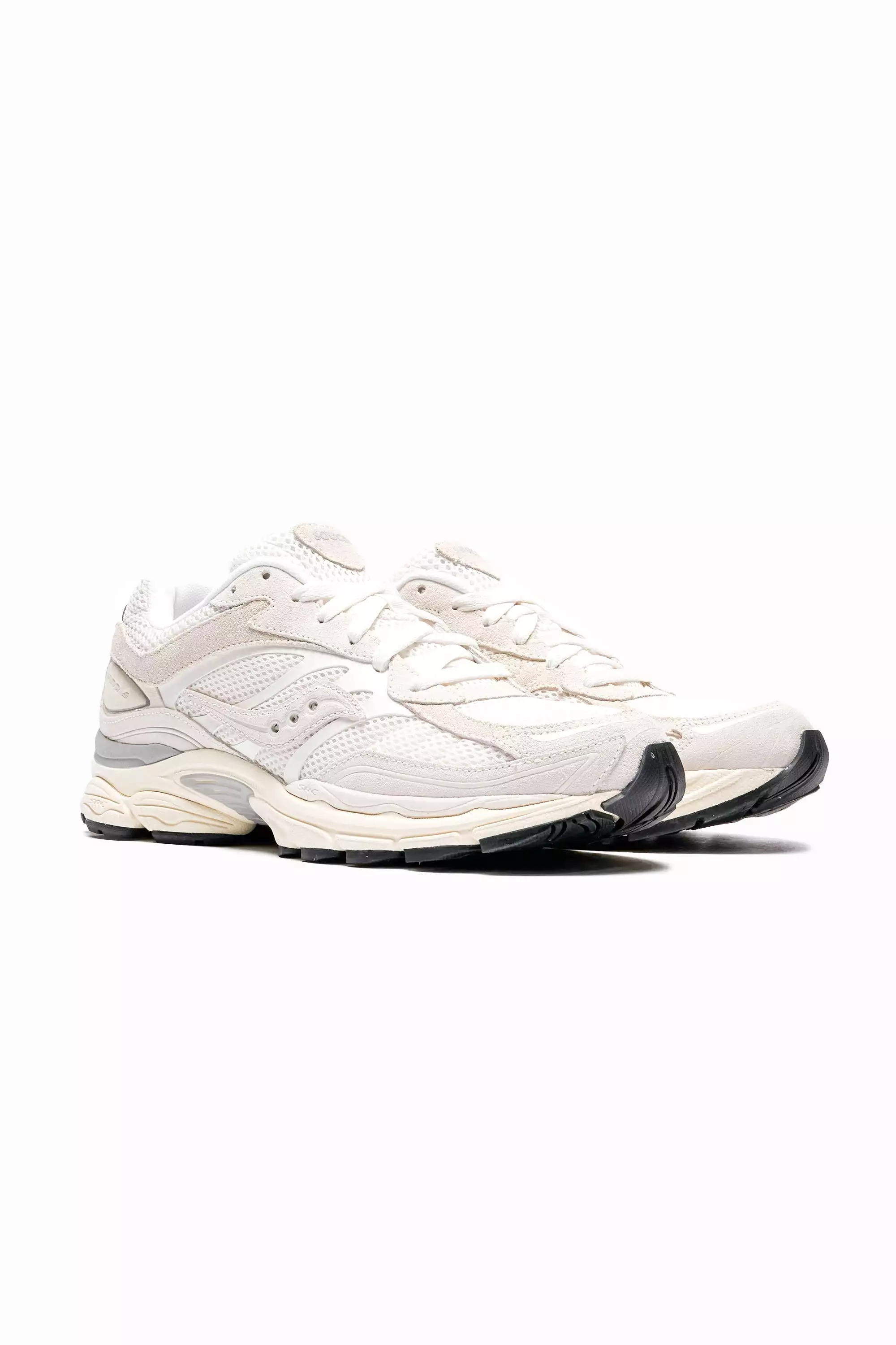 Saucony Unisex Progrid Omni 9 Sneaker in White