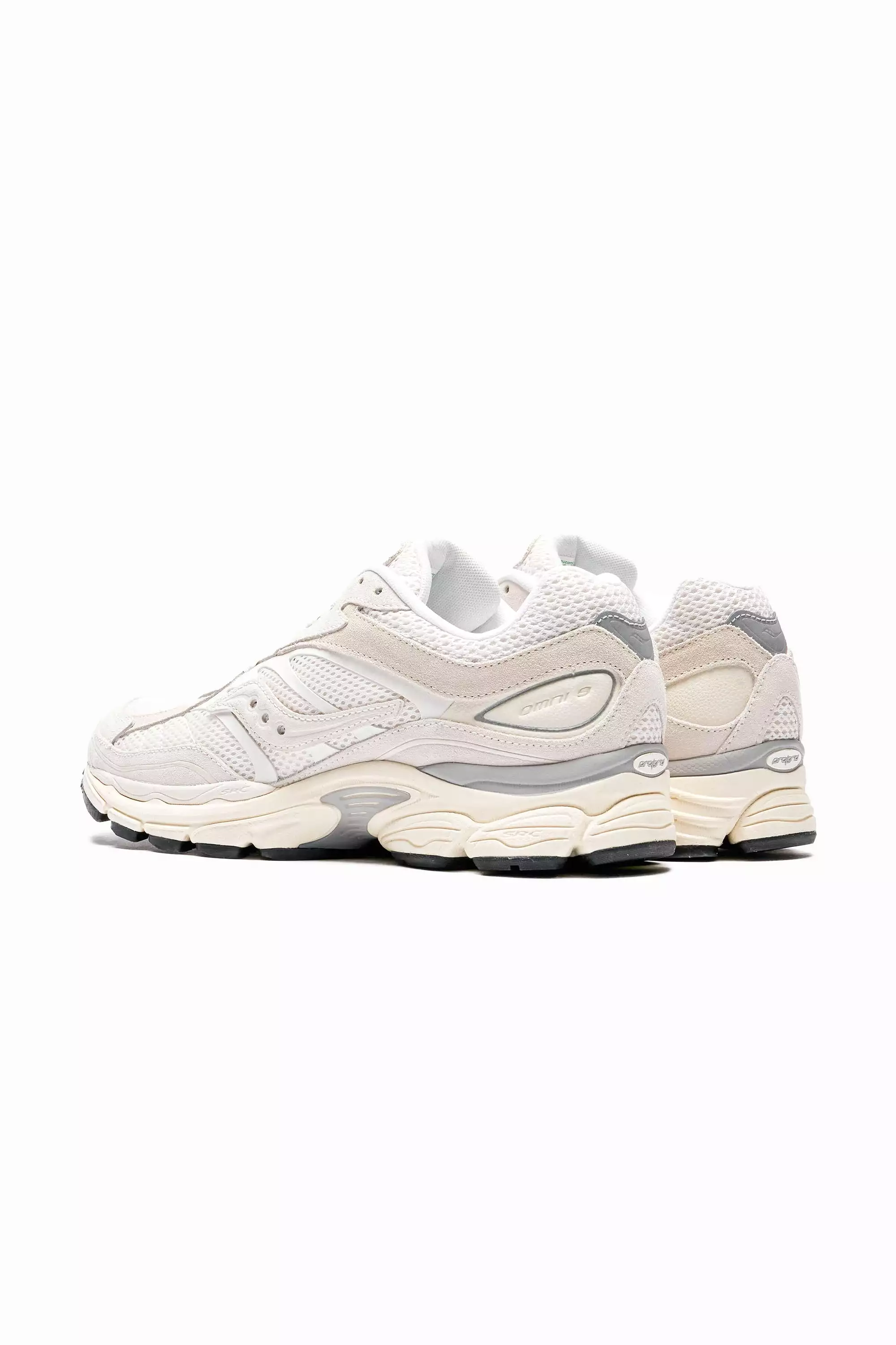 Saucony Unisex Progrid Omni 9 Sneaker in White