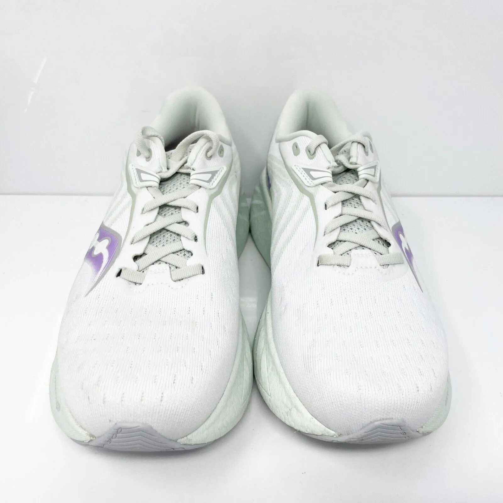 Saucony Womens Triumph 22 S10965-245 White Running Shoes Sneakers Size 9 W