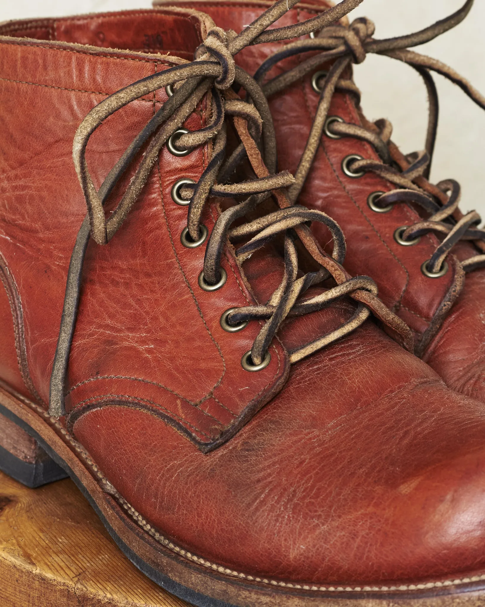 Second Hand Viberg Service Boot 310 Raw Natural Wooly Chromexcel Size 9