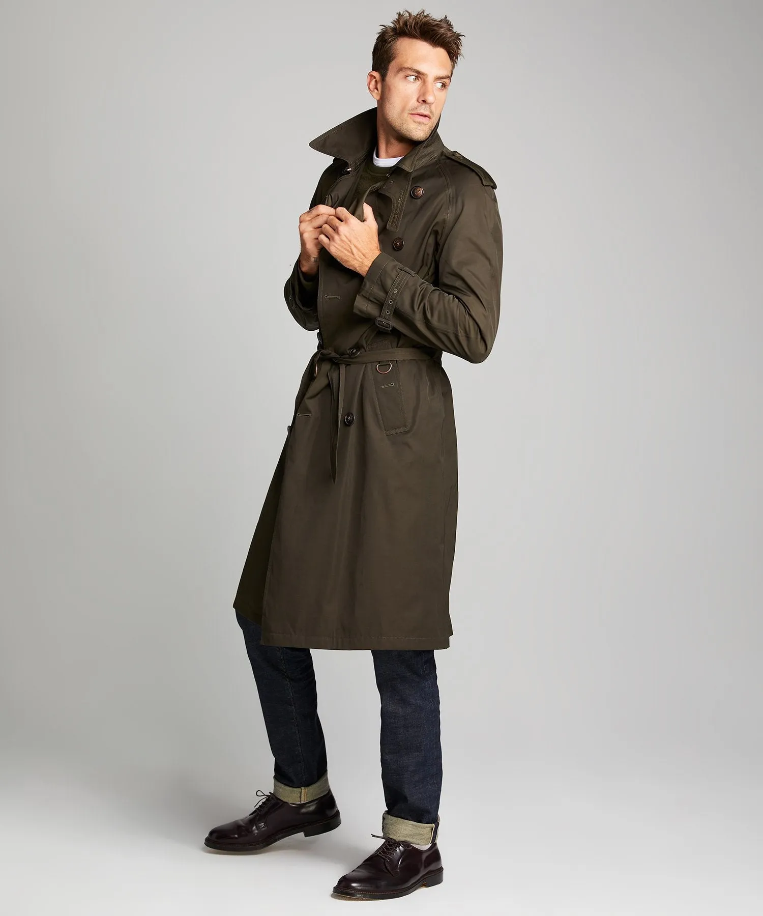 Todd Snyder + Private White Trench Coat in Olive